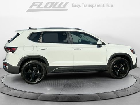 Certified 2025 Volkswagen Taos SEL w/ Black Wheel Plus Package image 10