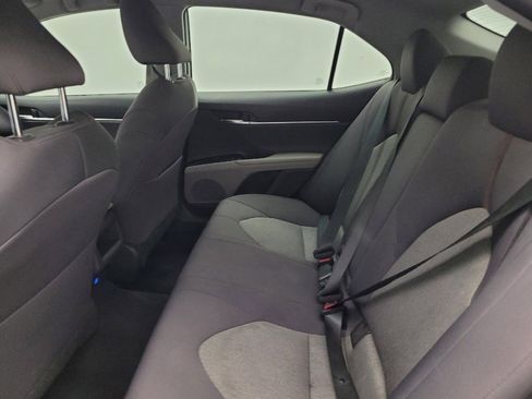 Used 2020 Toyota Camry LE FWD image 18