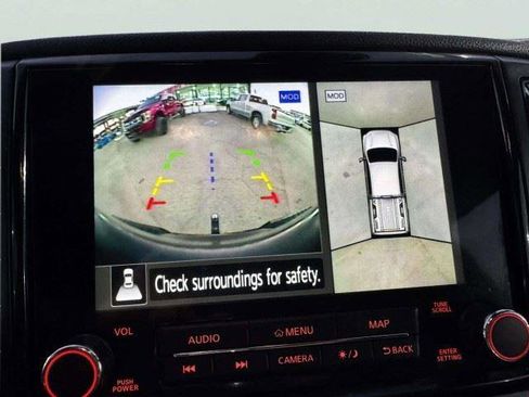 Used 2021 Nissan Titan PRO-4X w/ Pro-4x Convenience Package AWD/4WD image 32