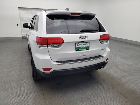 Used 2018 Jeep Grand Cherokee Limited image 6