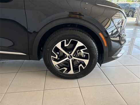 Used 2024 Kia Sportage EX image 14