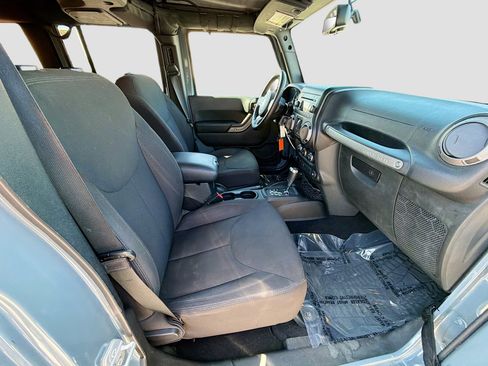 Used 2015 Jeep Wrangler Unlimited Sport w/ Quick Order Package 24S image 14