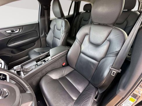 Used 2021 Volvo V60 T5 Cross Country w/ Advanced Package image 22