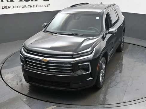 New 2026 Chevrolet Traverse LT w/ Enhanced Driving Package AWD/4WD image 25