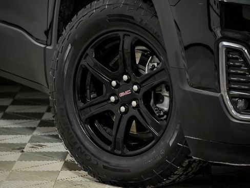 Used 2023 GMC Acadia AT4 w/ Technology Package image 3