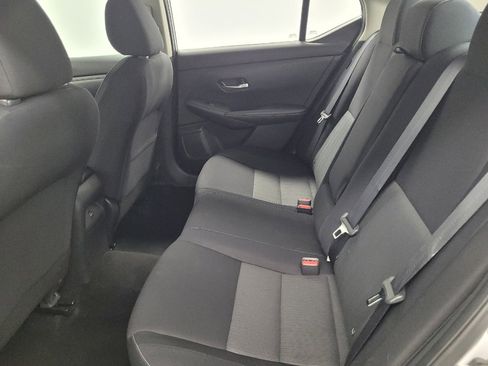 Used 2020 Nissan Sentra SV image 18