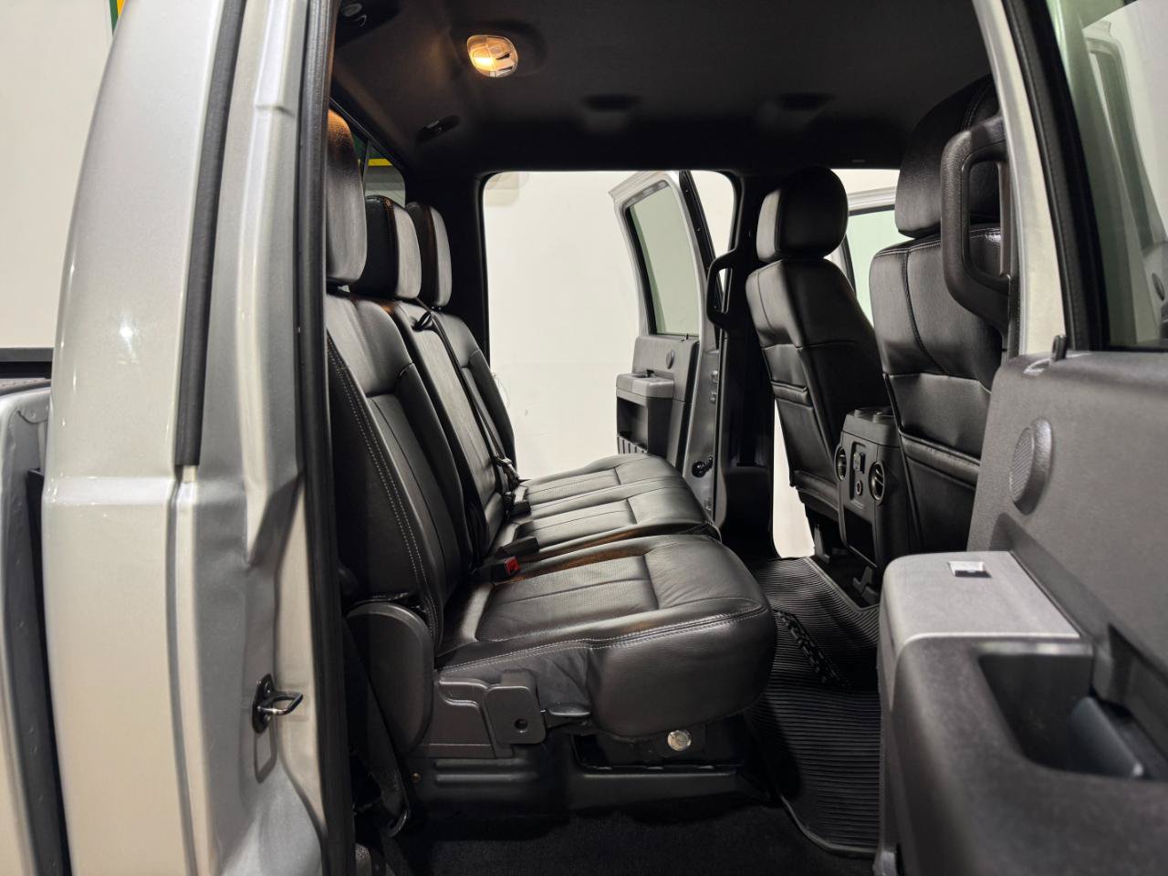 Used 2012 Ford F250 Lariat w/ Chrome Pkg AWD/4WD image 16