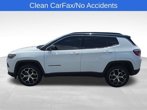 Used 2024 Jeep Compass Limited AWD/4WD image 2