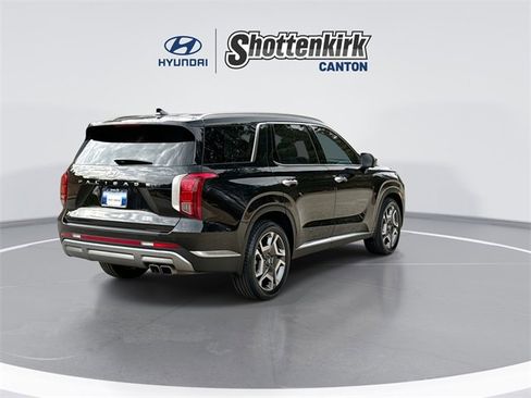 Used 2023 Hyundai Palisade Limited image 8