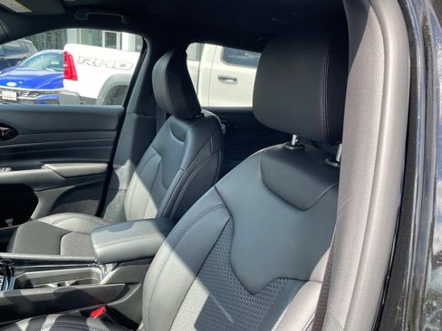 New 2026 Jeep Compass Latitude AWD/4WD image 10