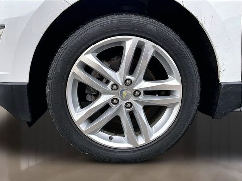 Certified 2018 Chevrolet Equinox Premier FWD image 9