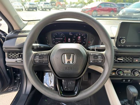 Used 2024 Honda Accord EX image 15