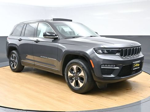 Used 2024 Jeep Grand Cherokee Limited 4xe AWD/4WD image 3