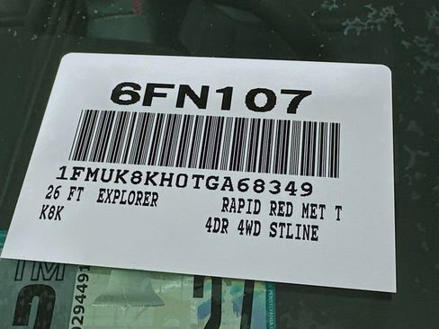 New 2026 Ford Explorer ST-Line w/ ST-Line Street Pack image 18