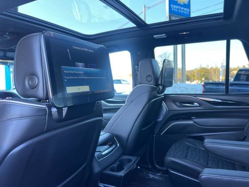 Certified 2024 Cadillac Escalade V w/ LPO, Floor Liner Package image 32