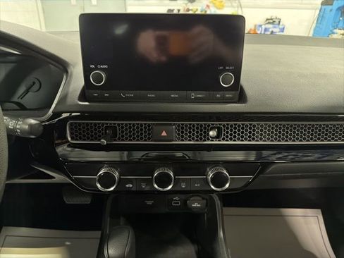 Certified 2023 Honda Civic LX image 19