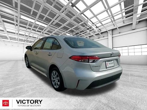 Certified 2023 Toyota Corolla LE image 5