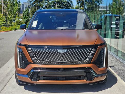 New 2027 Cadillac Vistiq Platinum AWD/4WD image 8