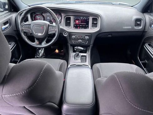 Used 2022 Dodge Charger SXT image 25
