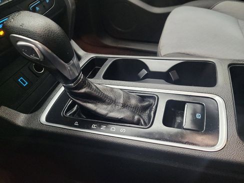 Used 2018 Ford Escape SE image 26