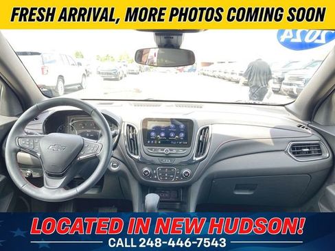 Used 2024 Chevrolet Equinox RS w/ RS Leather Package AWD/4WD image 19
