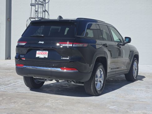 New 2026 Jeep Grand Cherokee Laredo X image 4