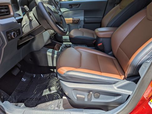 Certified 2023 Ford Maverick Lariat w/ Lariat Luxury Package FWD image 13