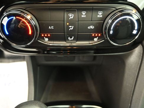 Certified 2023 Buick Encore GX Preferred w/ Cold Weather Comfort Package AWD/4WD image 16