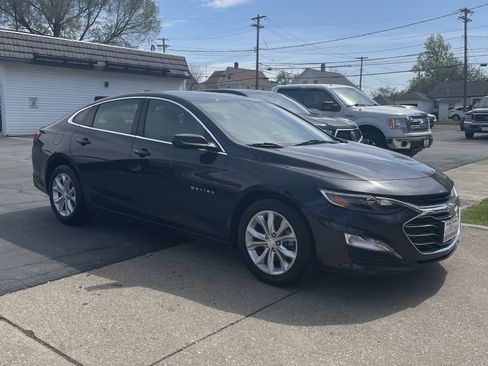Used 2023 Chevrolet Malibu LT FWD image 2