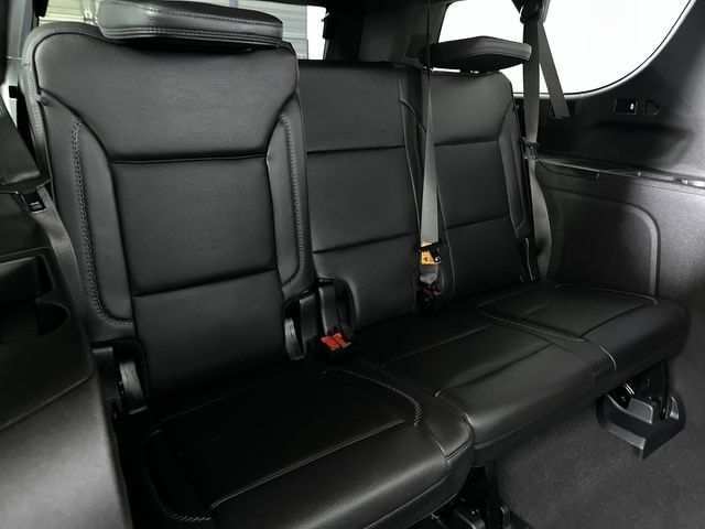 Used 2024 GMC Yukon XL Denali w/ Advanced Technology Package AWD/4WD image 28