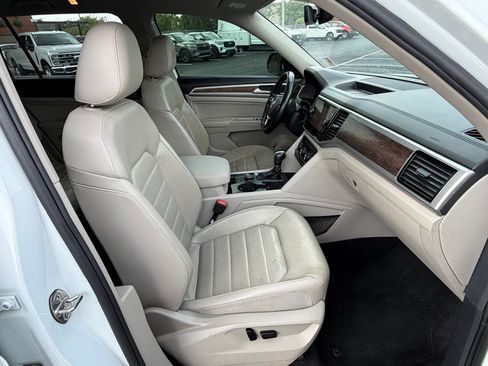 Used 2018 Volkswagen Atlas SEL Premium AWD/4WD image 22