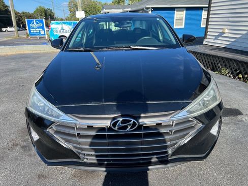 Used 2020 Hyundai Elantra Value Edition w/ Cargo Package (C1) image 2