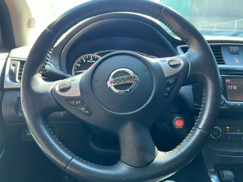 Used 2017 Nissan Sentra SR image 21