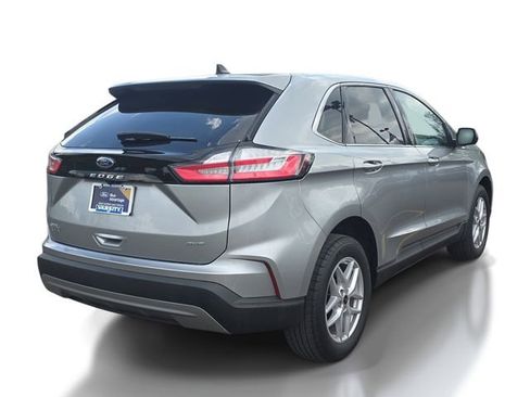 Certified 2023 Ford Edge SEL w/ Convenience Package AWD/4WD image 4