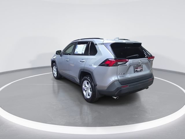 Used 2019 Toyota RAV4 XLE w/ All Weather Liner Package AWD/4WD image 6