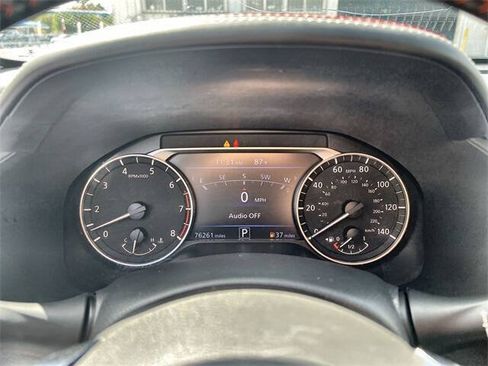 Used 2023 Nissan Altima 2.5 SR w/ SR Premium Package FWD image 12