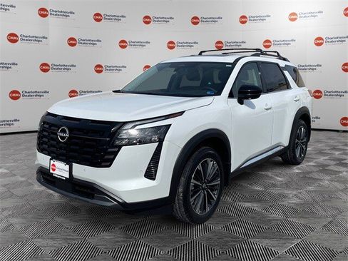 New 2026 Nissan Pathfinder Platinum image 1