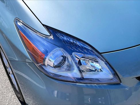 Used 2013 Toyota Prius Prime Plug-In Hybrid image 27