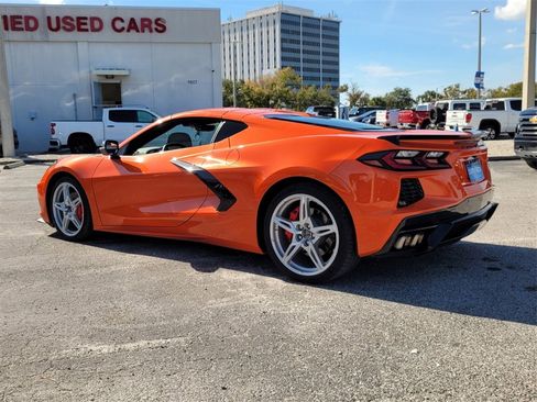 Certified 2025 Chevrolet Corvette Stingray Coupe w/ 1LT image 5