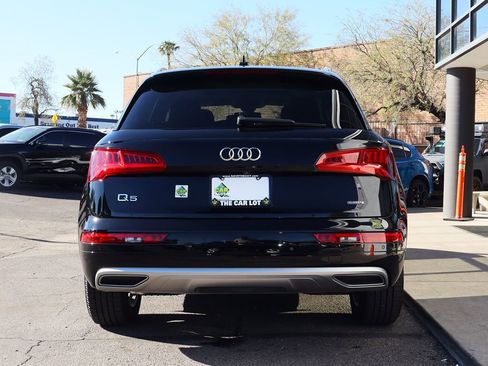 Used 2020 Audi Q5 2.0T Premium w/ Convenience Package image 11