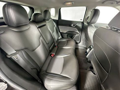 Used 2022 Jeep Compass Latitude w/ Convenience Group image 25