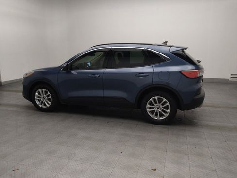 Used 2020 Ford Escape SE FWD image 3