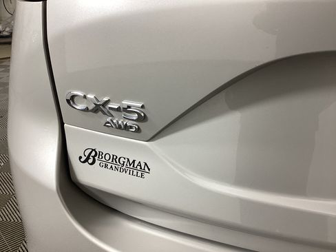 Used 2025 MAZDA CX-5 AWD 2.5 S w/ Preferred Package image 30