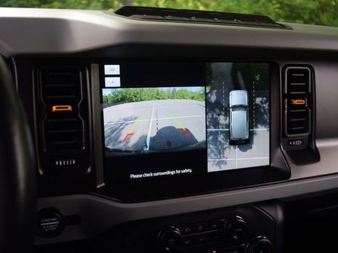 Used 2022 Ford Bronco Badlands AWD/4WD image 10
