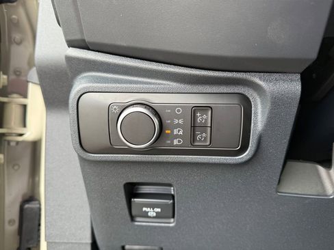 New 2026 Ford Bronco Base image 14