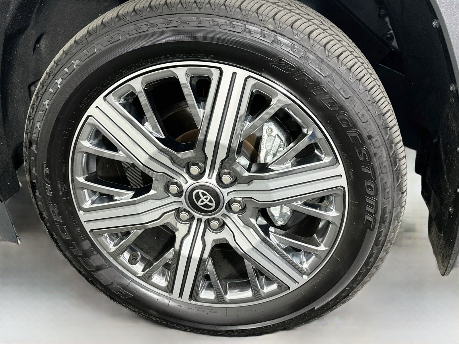 Certified 2026 Toyota Sequoia Capstone AWD/4WD image 34