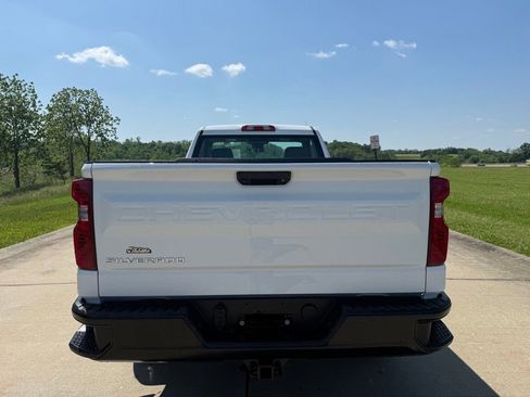 Used 2026 Chevrolet Silverado 1500 W/T w/ Trailering Package RWD image 4