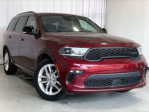 Used 2023 Dodge Durango GT RWD image 1