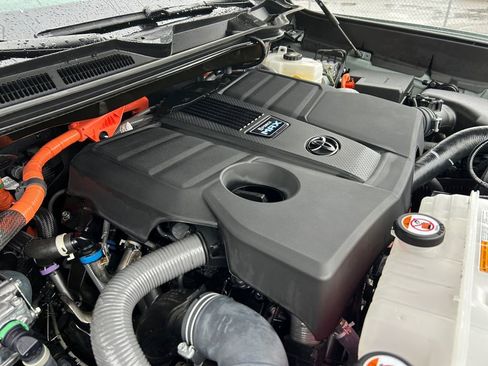 Used 2025 Toyota Tundra Limited w/ TRD Off-Road Package image 30