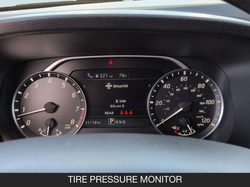 Certified 2023 Nissan Frontier SV w/ Midnight Edition Package image 18